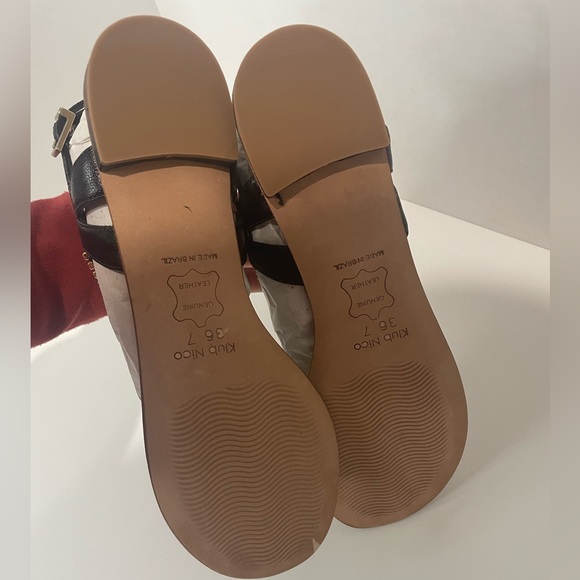Klub Nico JUDY Black Leather T-Strap Jewel Adjustable Buckle Sandals SZ 7 NEW - Picture 7 of 8